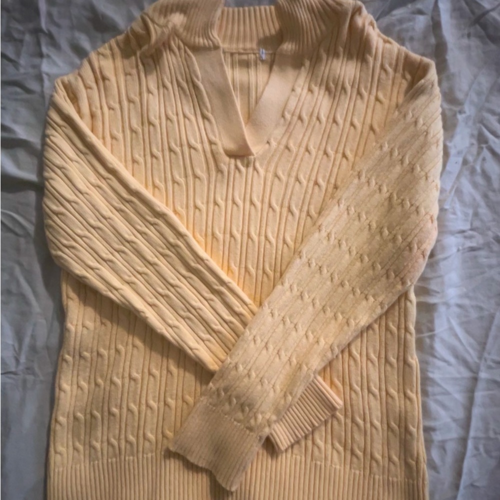 Cream V-Neck Cable Knit Sweater